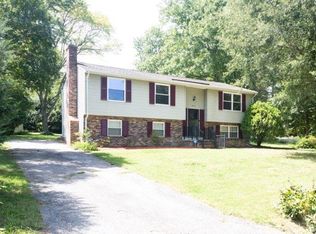9315 Radborne Rd, North Chesterfield, VA 23236