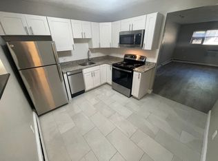 270 Grove St #B1, Auburndale, MA 02466