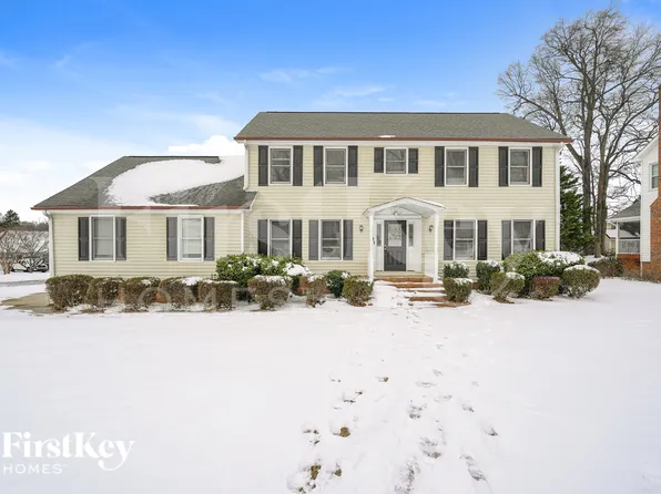 3801 Blairwood St, High Point, NC 27265