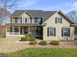 116 Grenadine Ct, Martinsburg, WV 25404