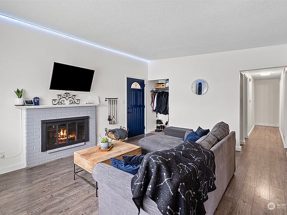 2nd image of 3927 S 343rd Street