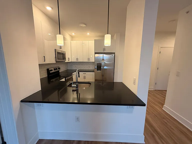 522 Cliff St #508 — Photo 6