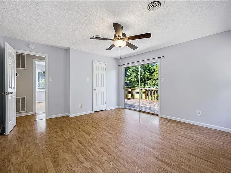 1532 Christine Cv — Photo 14