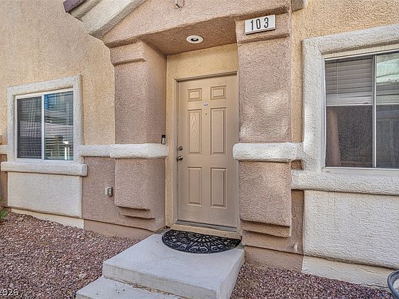 2nd image of 1080 Slate Crossing Ln Unit 3