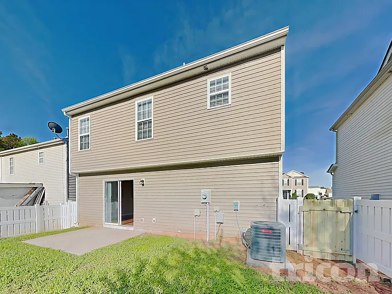 4504 Valendra Dr — Photo 19