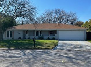 2226 Robertson Dr, Abilene, TX 79606
