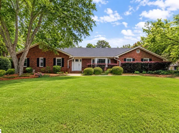 7 Coventry Rd, Greenville, SC 29615