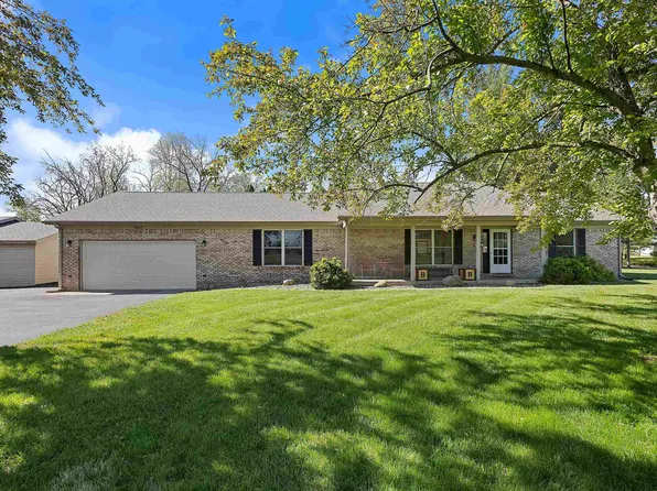 5802 E Chalmers Rd, Monticello, IN 47960
