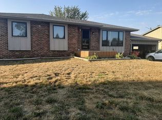 108 Lynwood Dr, Huxley, IA 50124