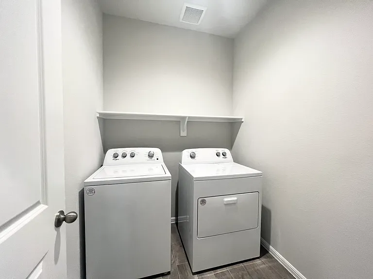 8636 Centerboard Ln — Photo 20