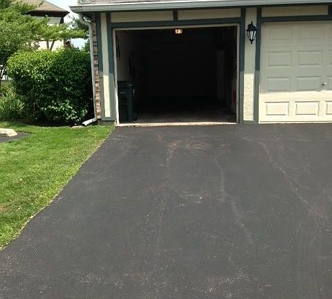 2nd image of 1960 N Hidden Creek Cir #1