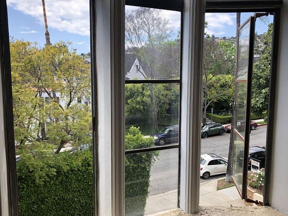 2nd image of 1314 N Hayworth Ave APT 301