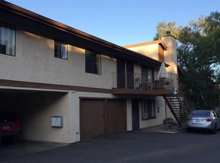 323 Amber Ln APT D, Vista, CA 92084