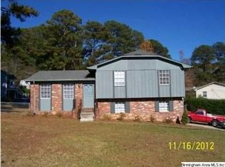 4208 Riverhall Rd, Adamsville, AL 35005