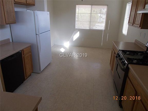 4th image of 3901 Aspen Creek Ave