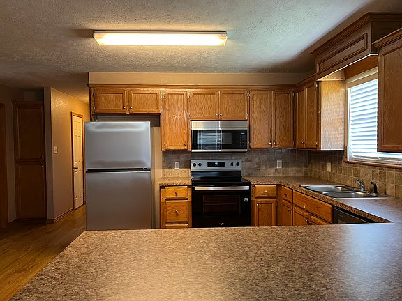 5th image of 3722 Trotter Ln