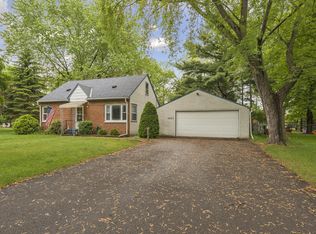 5503 Erickson Rd, Mounds View, MN 55112