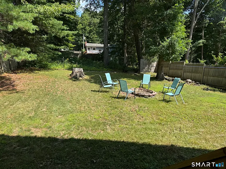 55 Circle Dr — Photo 25