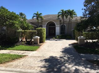2708 Meadowood Dr, Weston, FL 33332