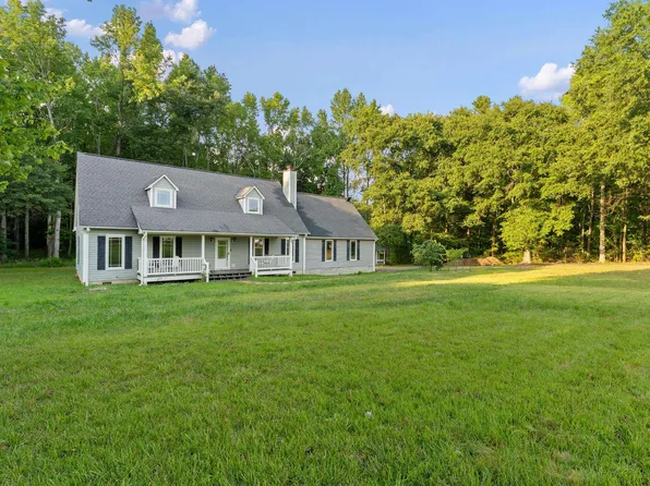 212 Gray Dr, Williamston, SC 29697