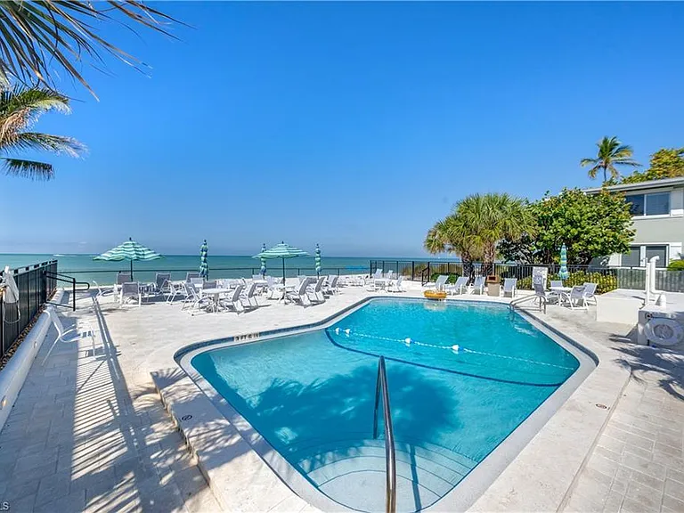 1065 Gulf Shore Blvd N #201 — Photo 18