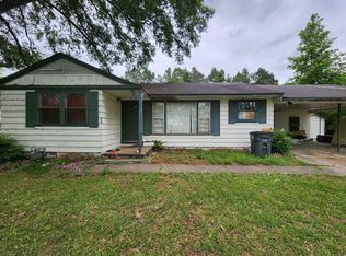 820 Holmes Rd, Searcy, AR 72143