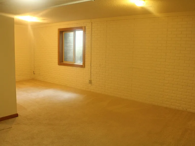 6218 Loretta Ln — Photo 11