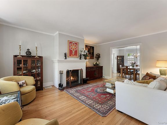 4th image of 81 Walgrove Avenue