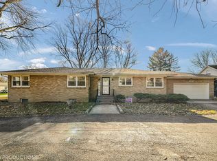 2800 Ardith St, Joliet, IL 60435