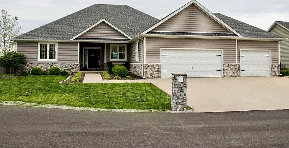 1st image of 306 Excalibur Dr