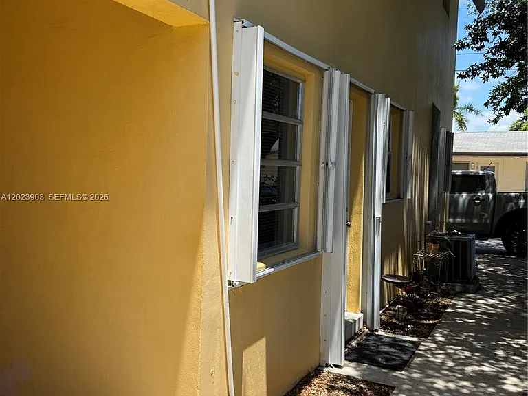 3525 Polk St #7 — Photo 11