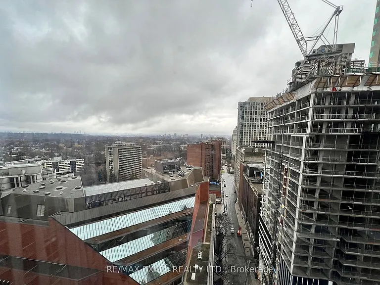 8 Cumberland St #1808 — Photo 12
