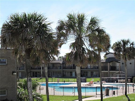 3rd image of 1000 Padre Blvd APT 130