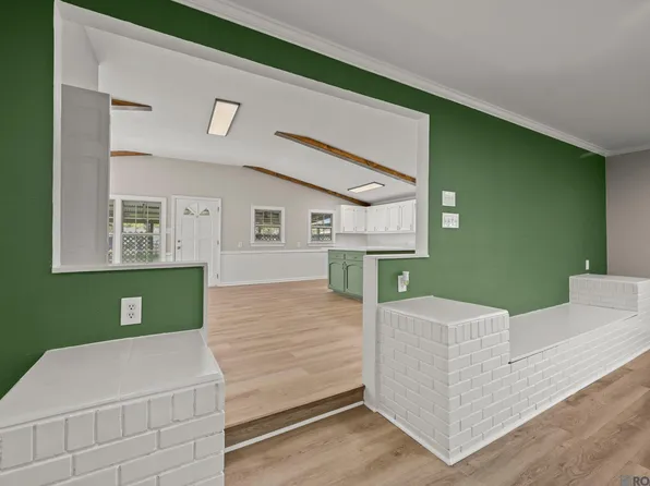 6580 Brownfields Dr, Baton Rouge, LA 70811