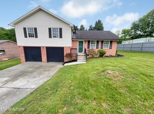 4340 Raj Rd, Knoxville, TN 37921