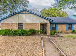 462 Lindenwood Ln W, Hewitt, TX 76643