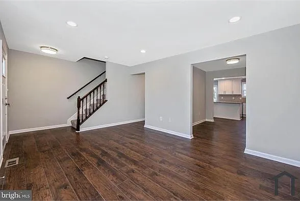 219 Green Fern Way #219 — Photo 4