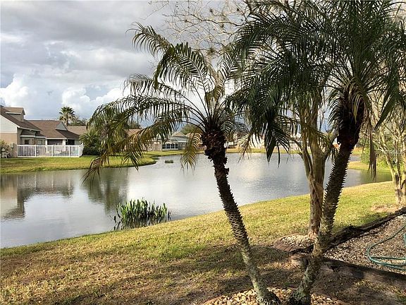 3rd image of 6630 Summer Cove Dr