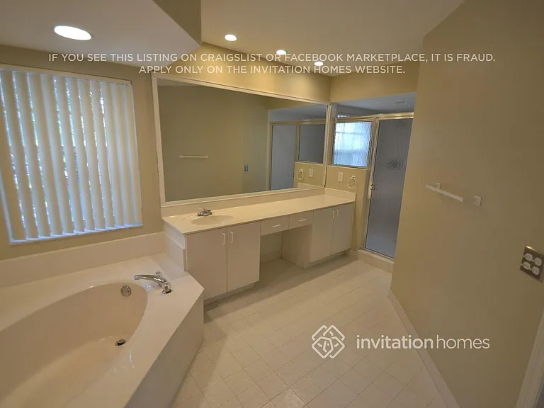10225 Panama St — Photo 11