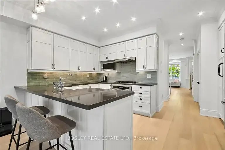 68 Sarah Ashbridge Ave #1A — Photo 10