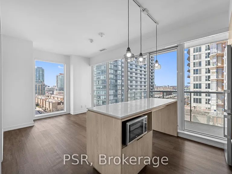 25 Ordnance St #908 — Photo 2