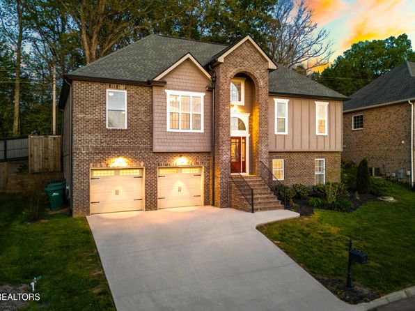8508 Flowering Peach Ln, Knoxville, TN 37923