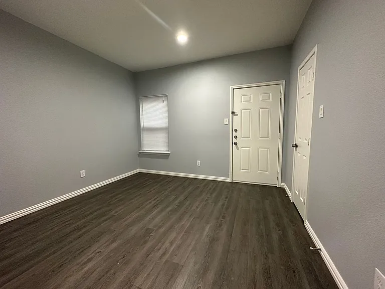 7411 Novella Dr — Photo 10