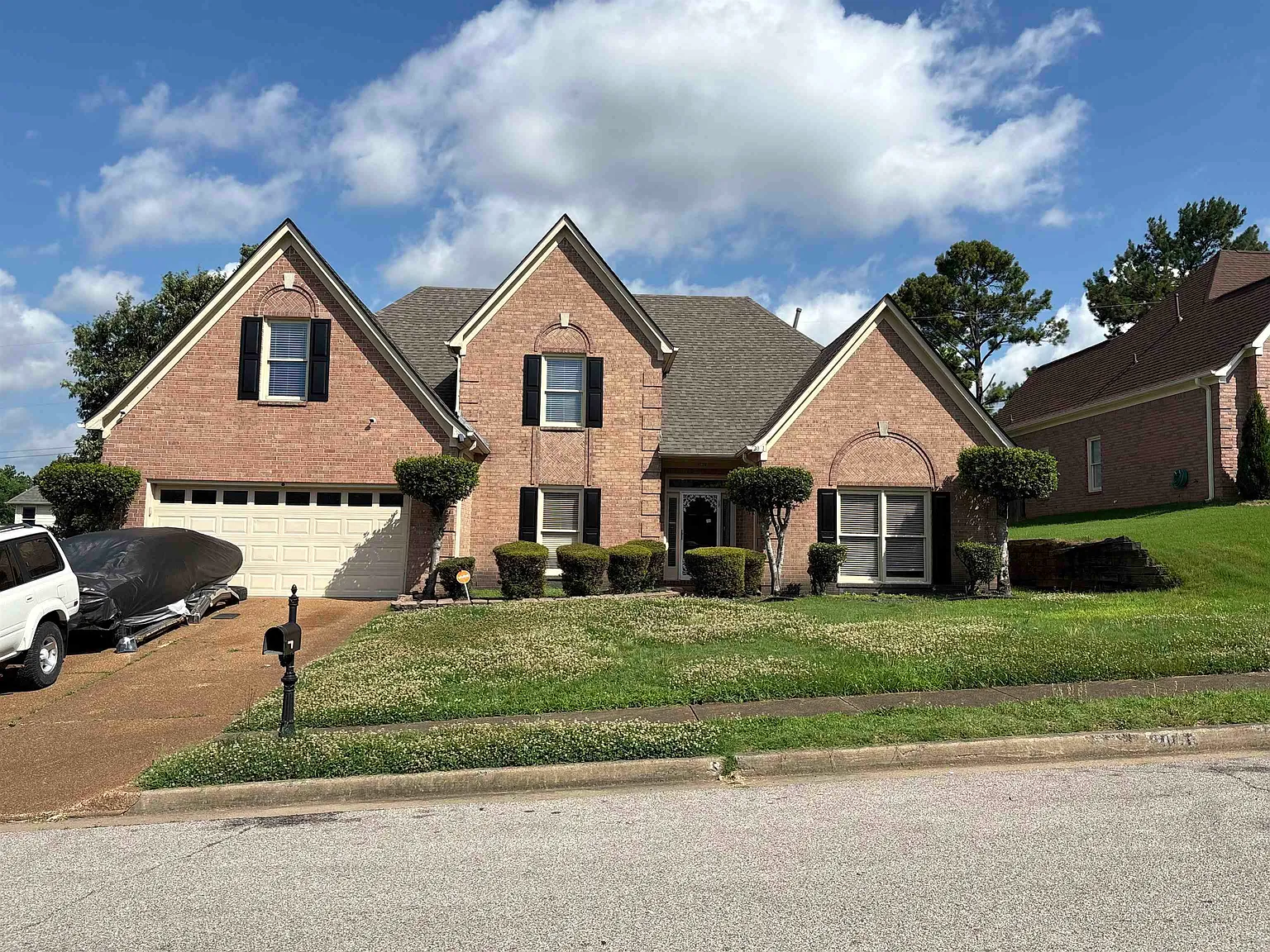 4 bed, 3.5 bath, 3097 sqft, $2,500 — Photo 1