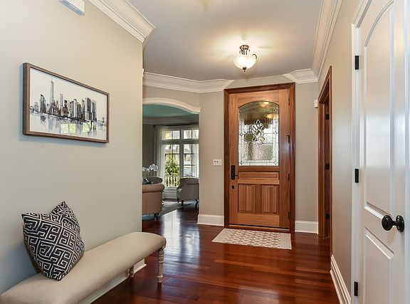 5th image of 525 N Grant St