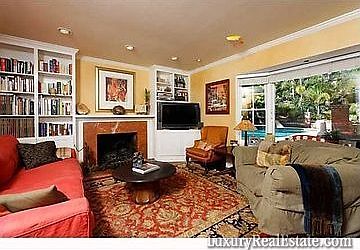 2nd image of 5555 Coral Reef Ave