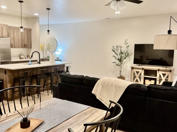 4160 S Crimson Trails Dr #18-1, Washington, UT 84780