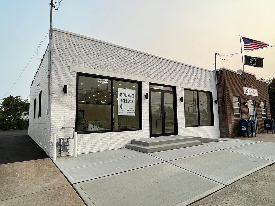 1st image of 2005 Park St