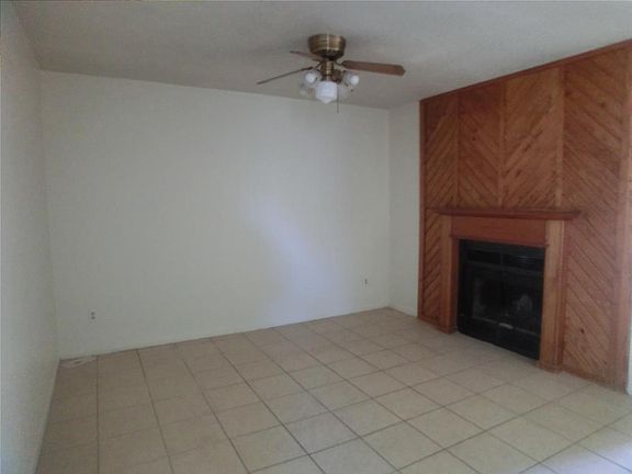 4th image of 302 Sorrell Dr #Ab