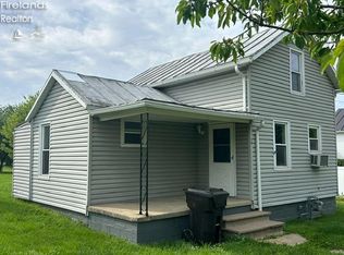 19 N Delaware St, Shiloh, OH 44878